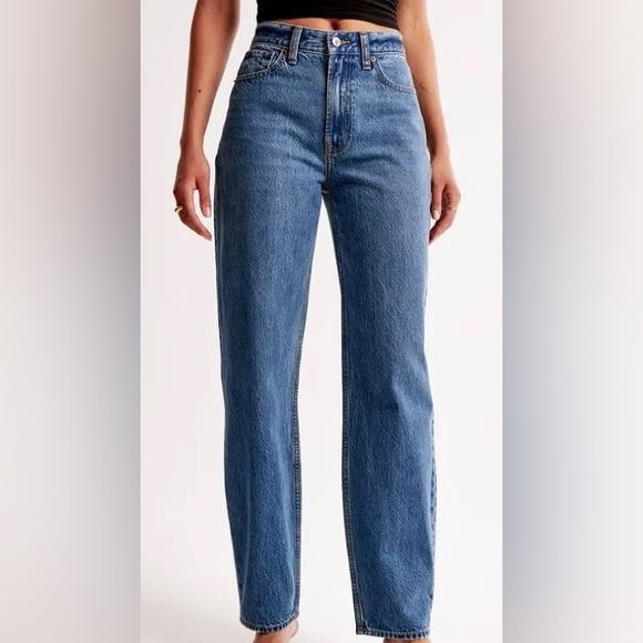 Abercrombie & Fitch Denim - Abercrombie & Fitch The Taper High Rise Jeans